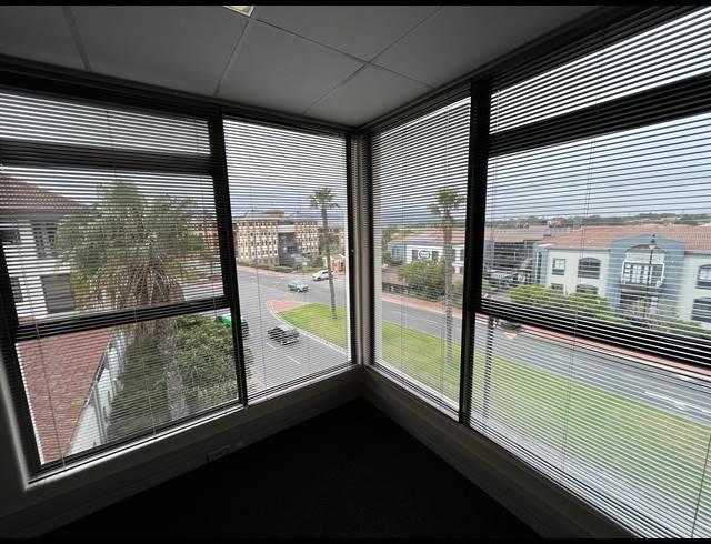 201M² OFFICE TO LET IN CENTURY CITY